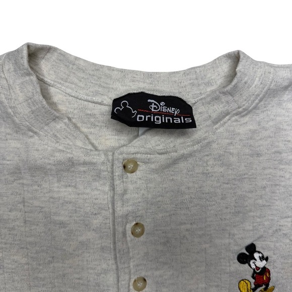 Vintage 90s Disney Mickey Mouse sweatshirt - Picture 2 of 3